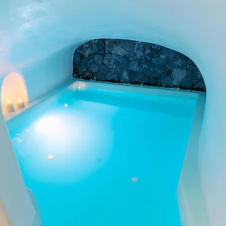 Argy's Luxury Caves * 메갈로호리